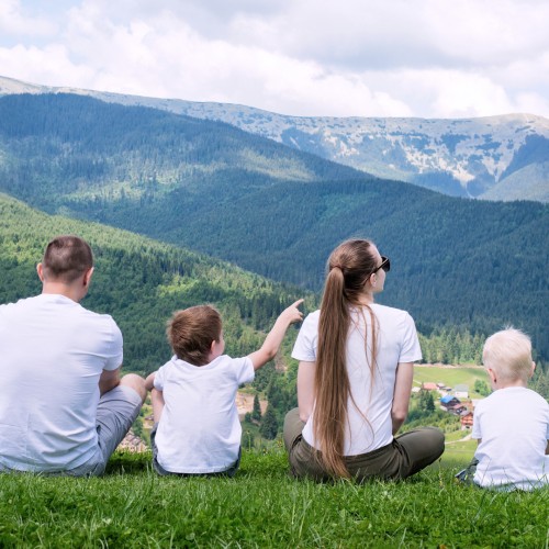 Family booking a Co Wheels car for the bank holiday weekend